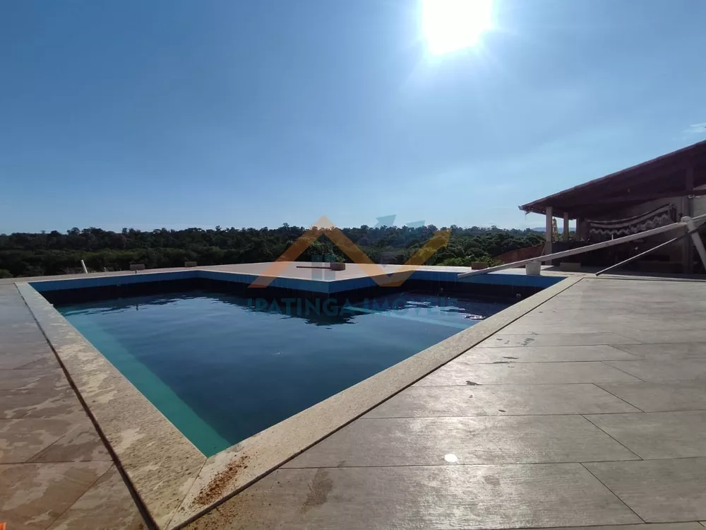 Chácara, 3 quartos, 2090 m² - Foto 1