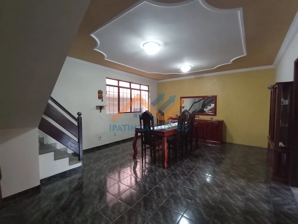 Casa, 3 quartos, 210 m² - Foto 13