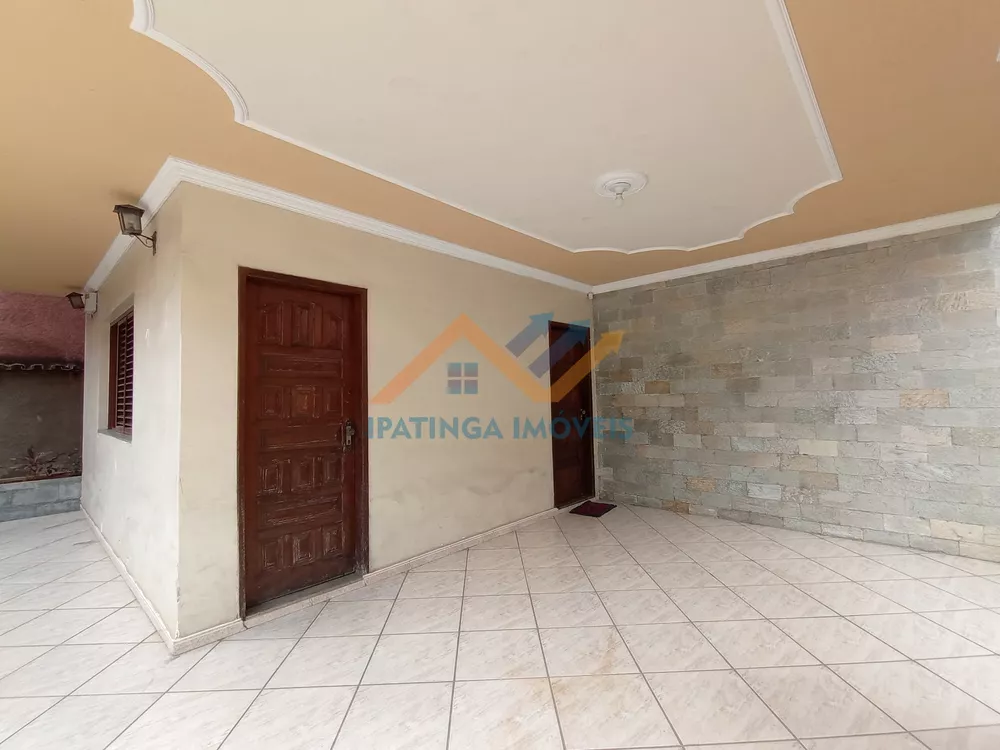 Casa à venda com 3 quartos, 210m² - Foto 5