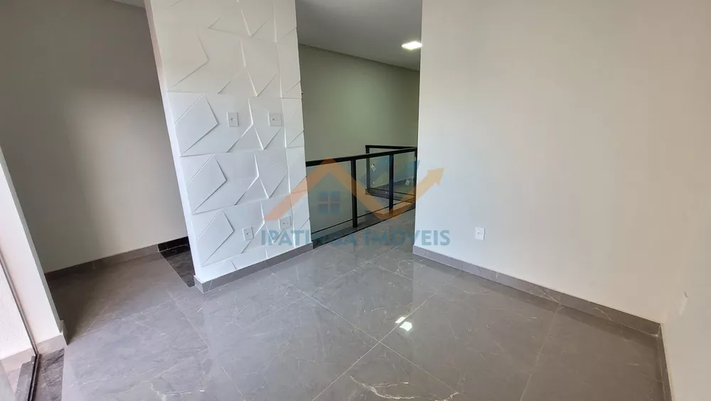 Casa à venda com 3 quartos, 152m² - Foto 4