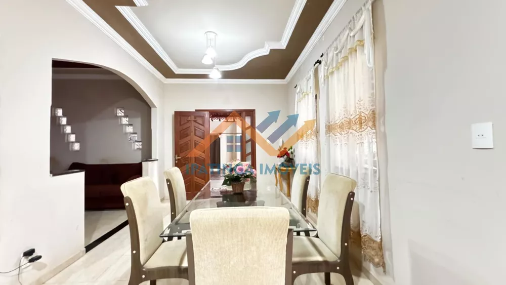 Chácara à venda com 3 quartos, 2105m² - Foto 3