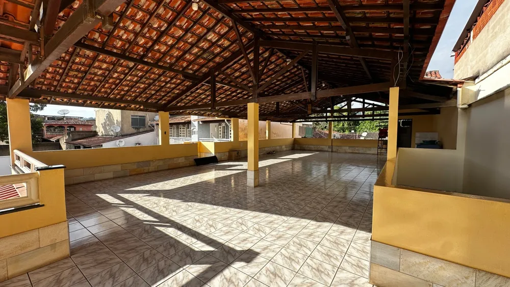Casa, 4 quartos, 330 m² - Foto 1