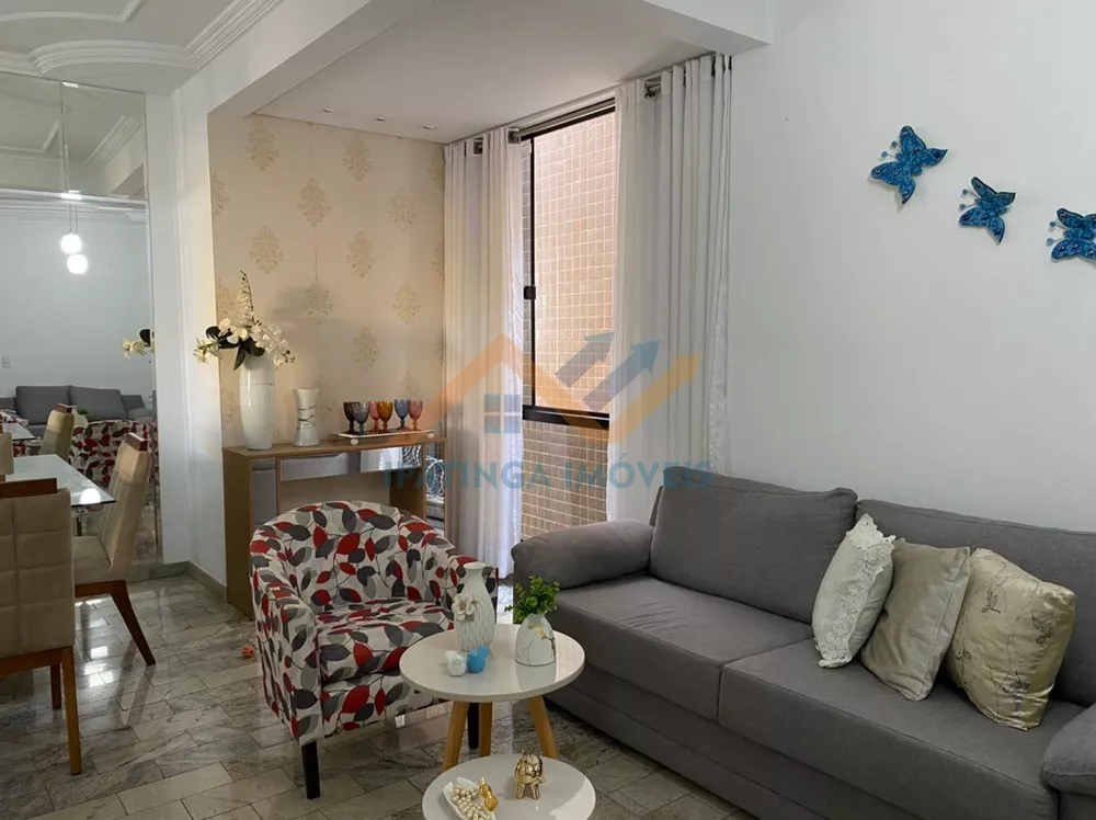 Apartamento à venda com 3 quartos, 147m² - Foto 1