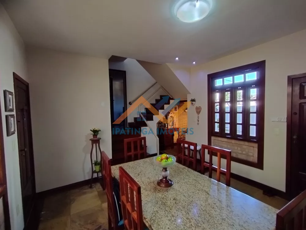 Casa, 3 quartos, 260 m² - Foto 2