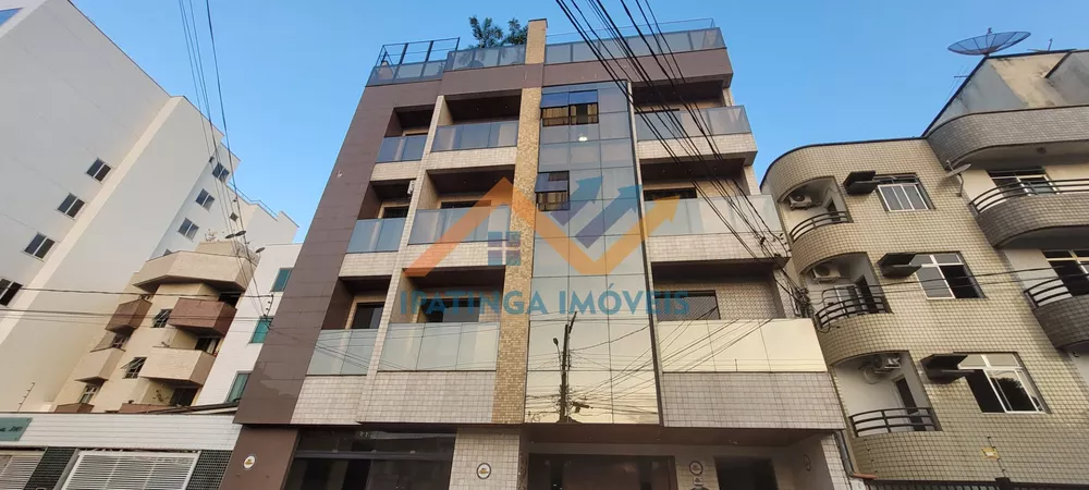 Cobertura à venda com 4 quartos, 200m² - Foto 1