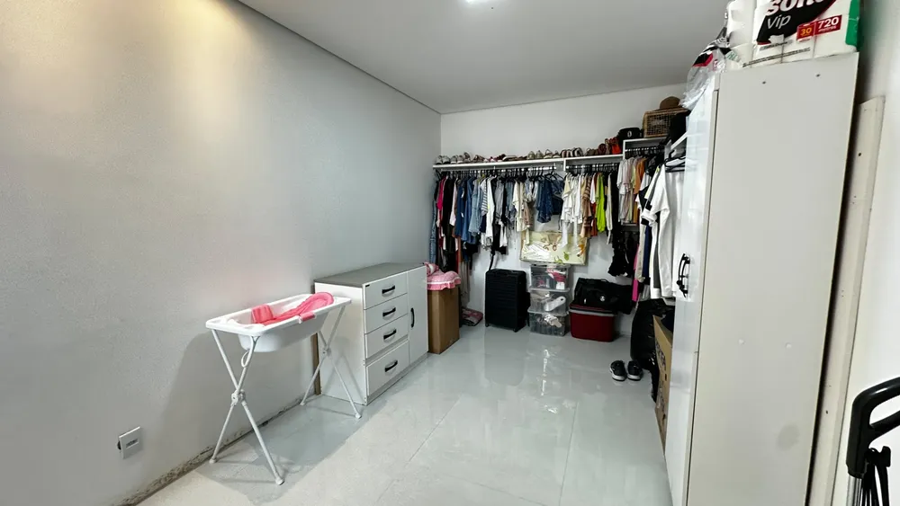 Casa, 3 quartos, 215 m² - Foto 9