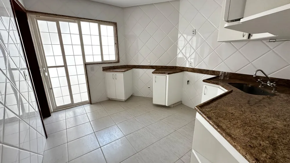 Casa, 4 quartos, 300 m² - Foto 6