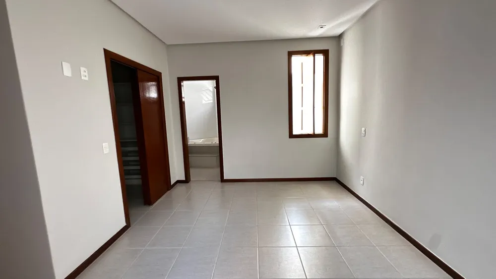 Casa, 4 quartos, 300 m² - Foto 16