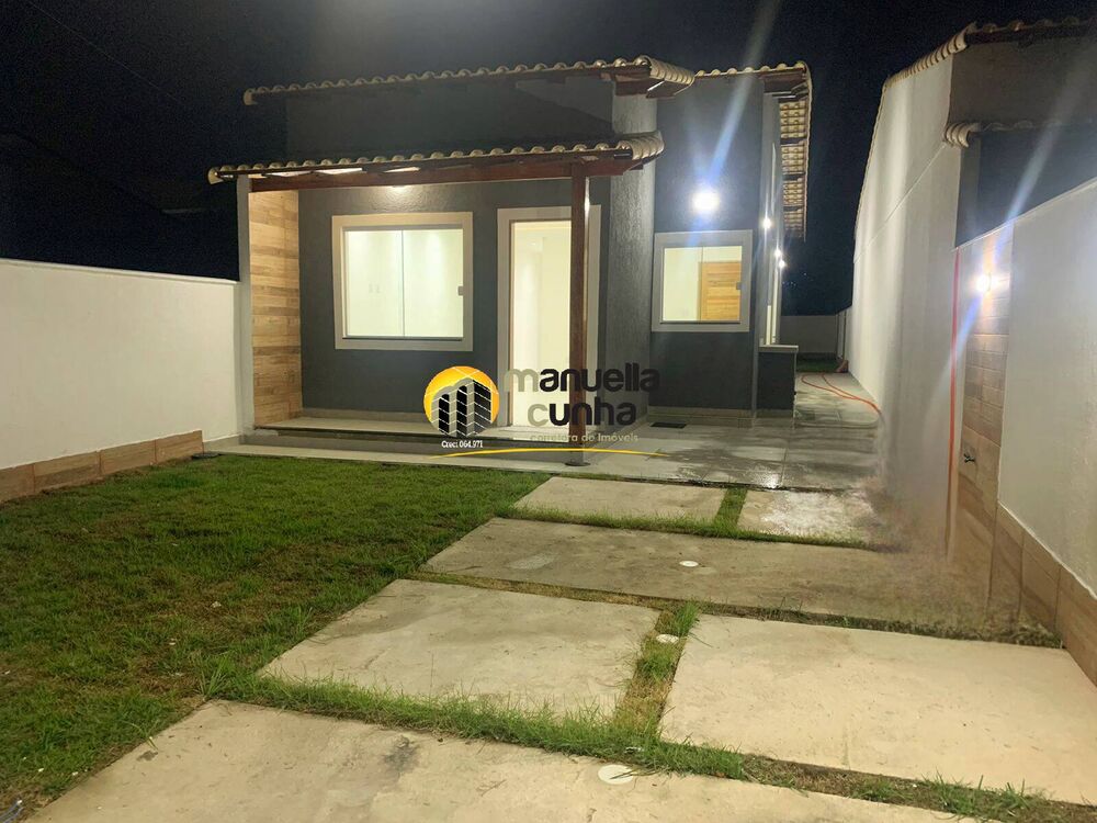 Casa à venda com 2 quartos, 70m² - Foto 2