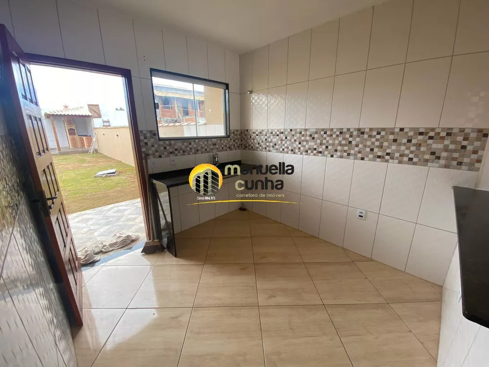 Casa à venda com 2 quartos, 80m² - Foto 4