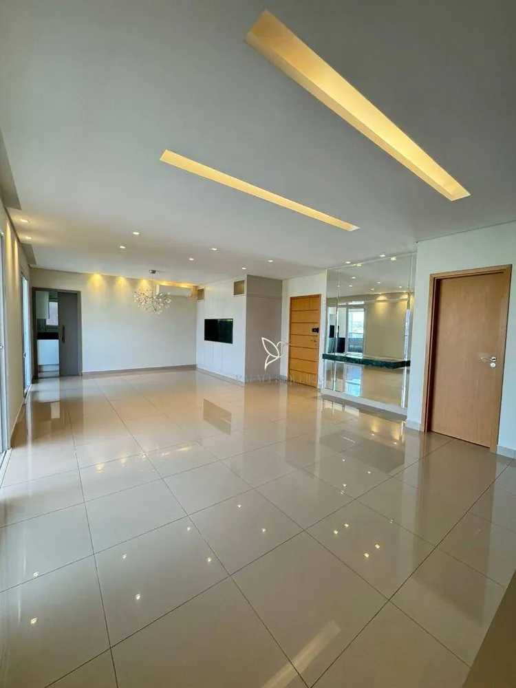 Apartamento, 3 quartos, 171 m² - Foto 1