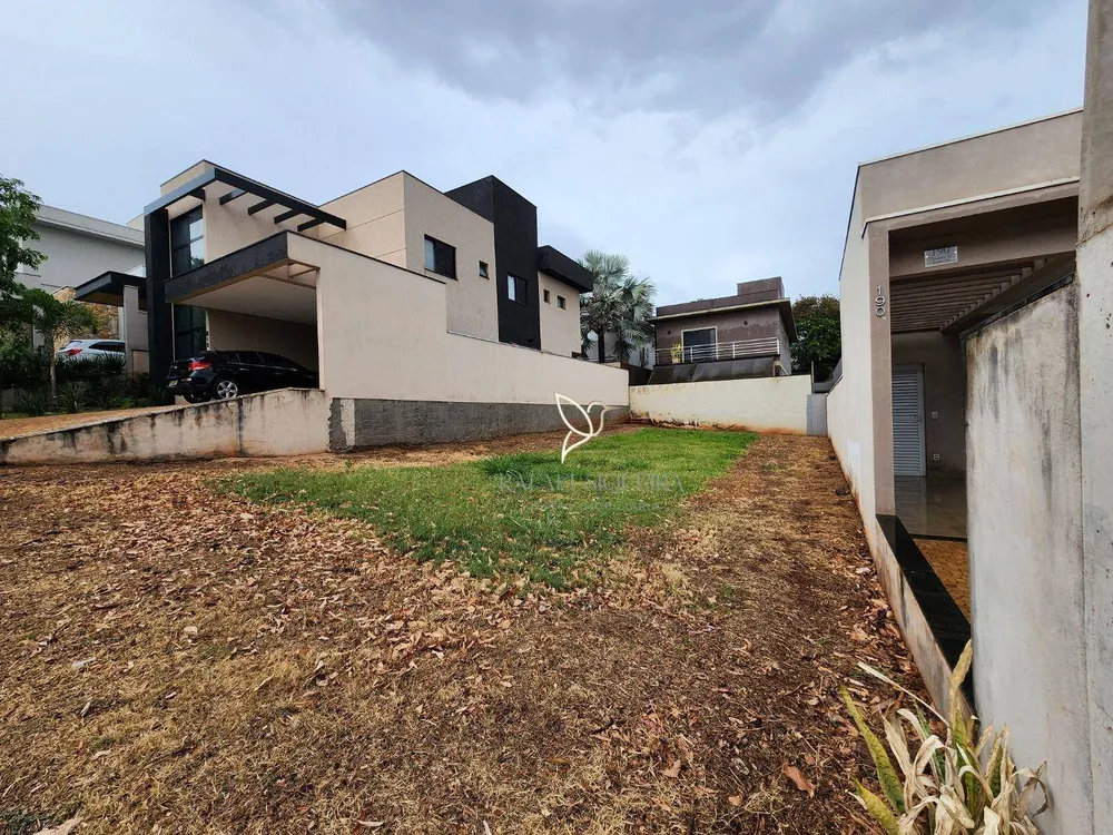 Loteamento e Condomínio, 258 m² - Foto 3