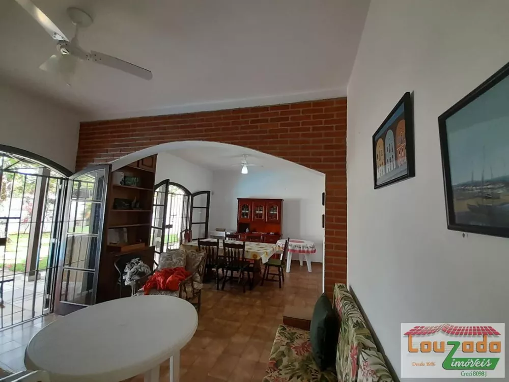 Casa à venda com 3 quartos, 631m² - Foto 3