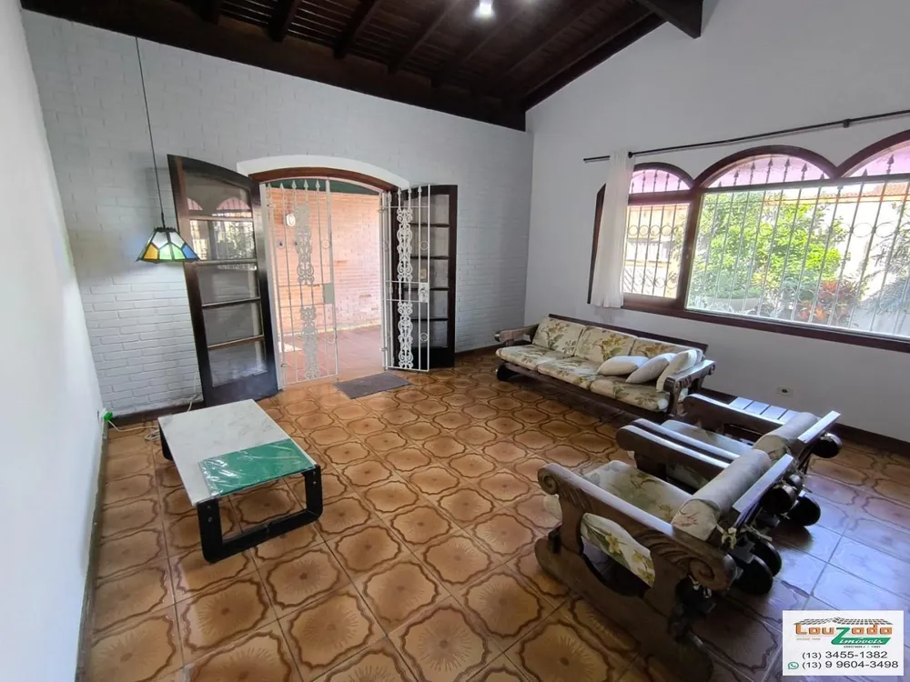 Casa, 3 quartos, 216 m² - Foto 2