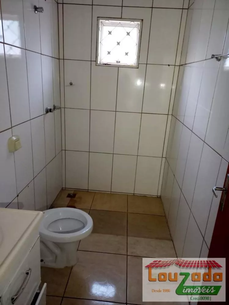 Casa à venda com 3 quartos, 237m² - Foto 13