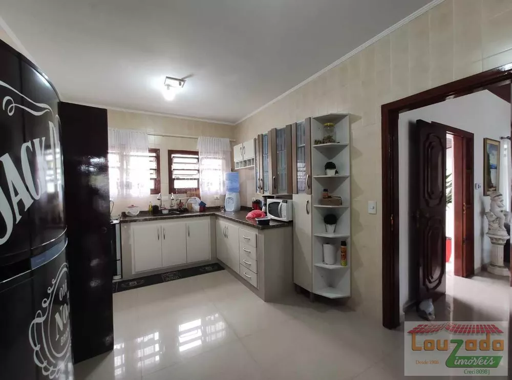 Casa à venda com 4 quartos, 1032m² - Foto 6