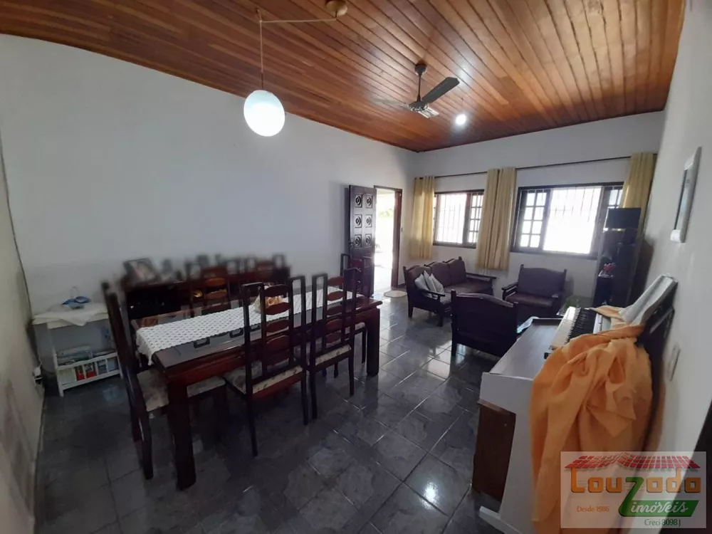 Casa à venda com 4 quartos, 960m² - Foto 3