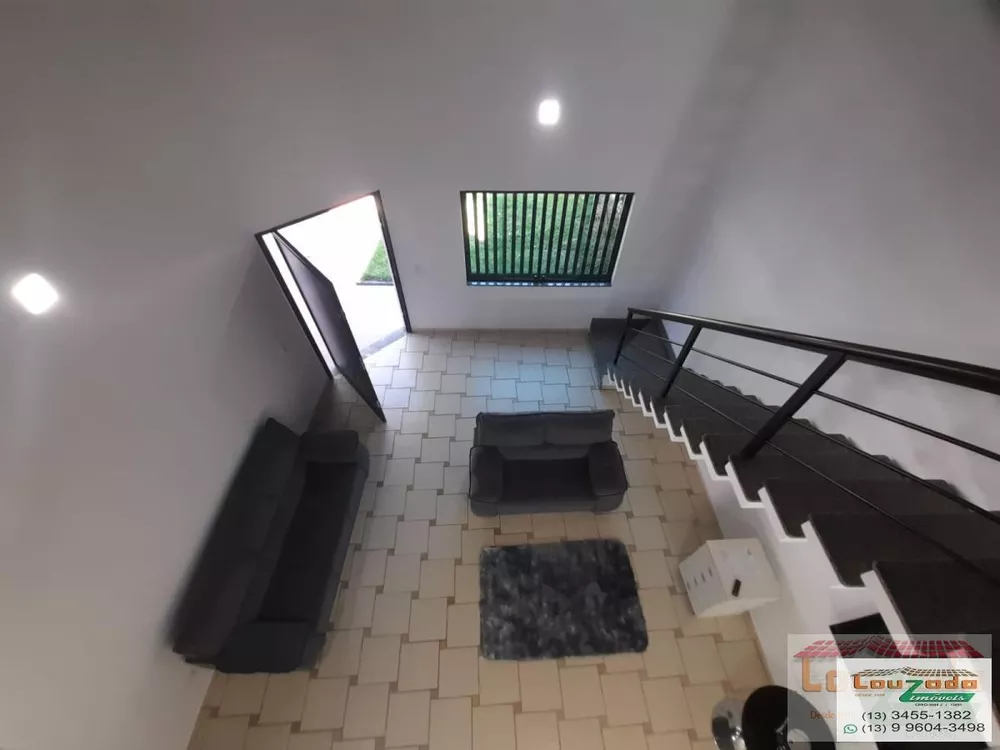 Sobrado à venda com 4 quartos, 309m² - Foto 1