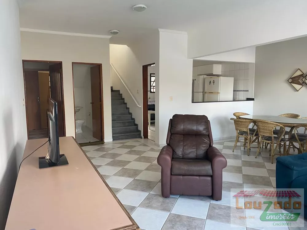 Sobrado à venda com 4 quartos, 250m² - Foto 4