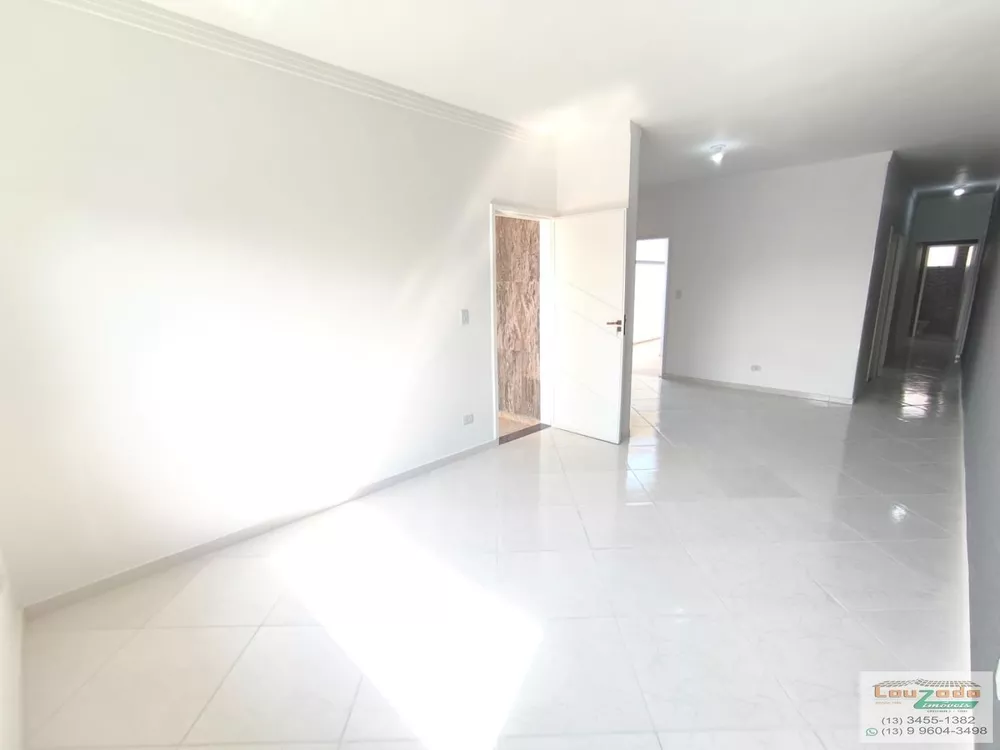 Casa à venda com 2 quartos, 149m² - Foto 3