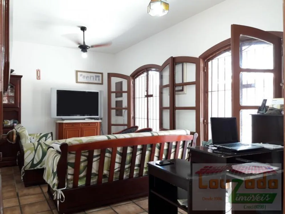 Sobrado, 5 quartos, 290 m² - Foto 2