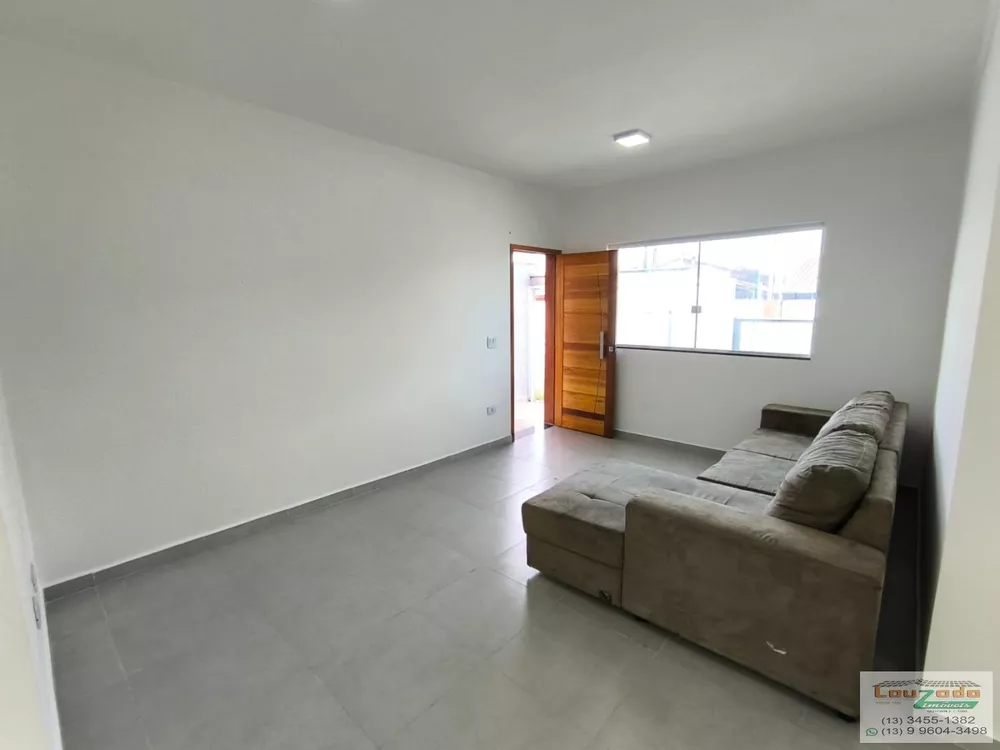 Casa à venda com 2 quartos, 147m² - Foto 2