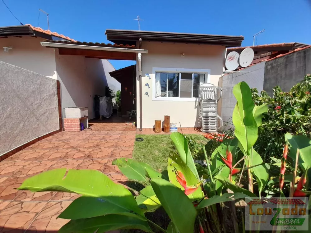 Casa, 3 quartos, 70 m² - Foto 1
