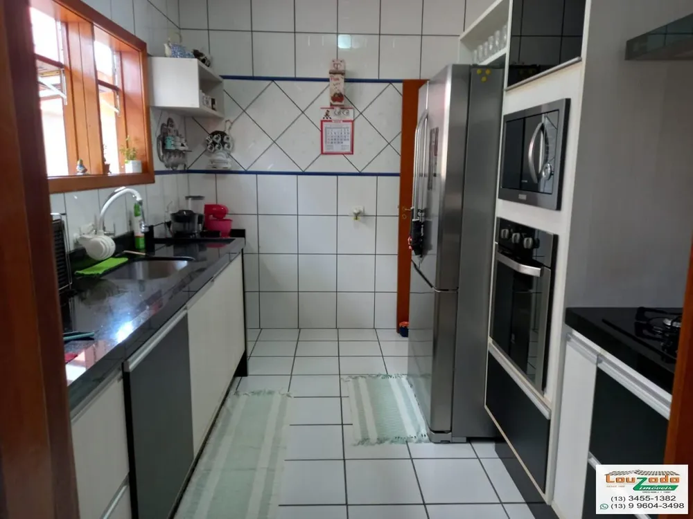 Casa, 3 quartos, 176 m² - Foto 1