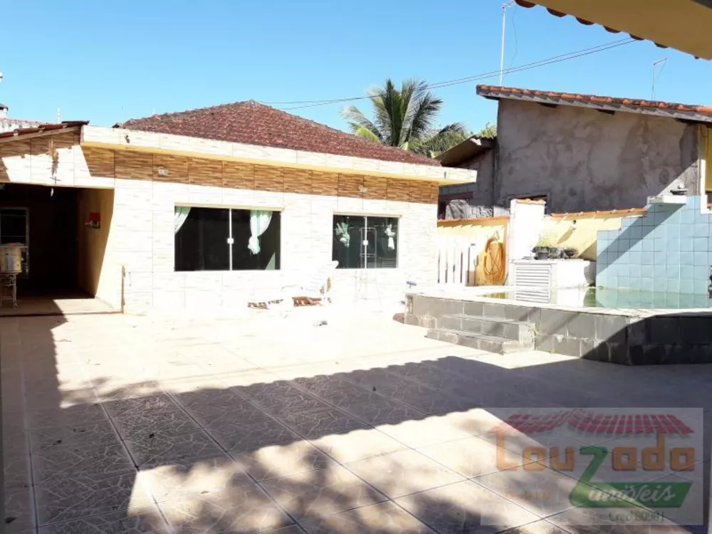 Casa à venda com 2 quartos, 250m² - Foto 1