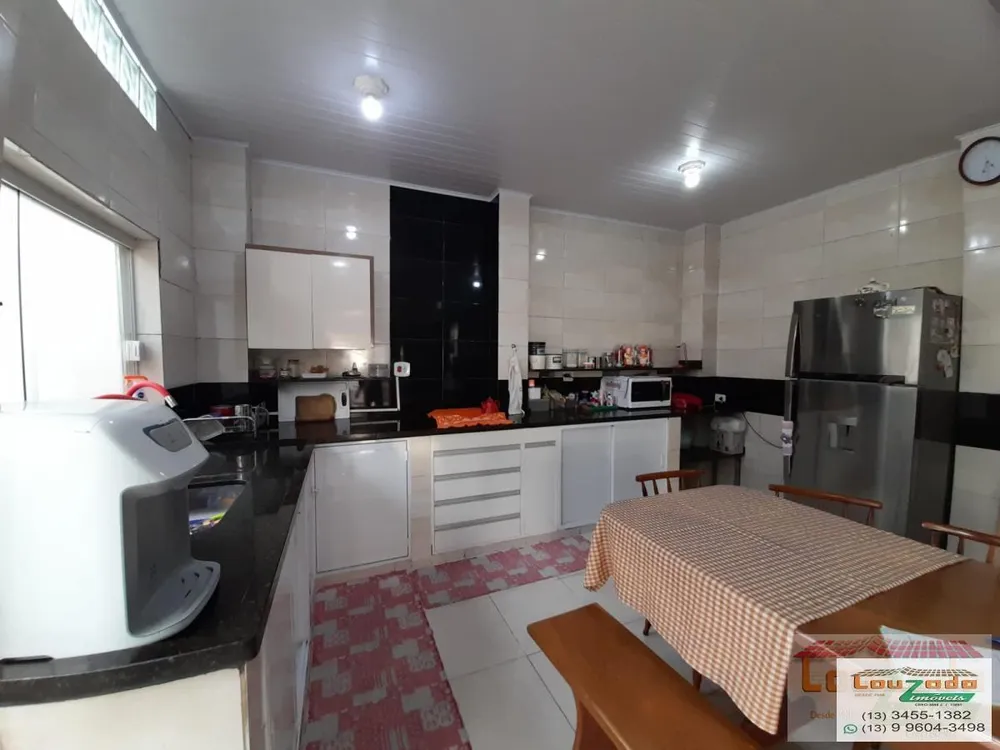 Casa, 4 quartos, 131 m² - Foto 1