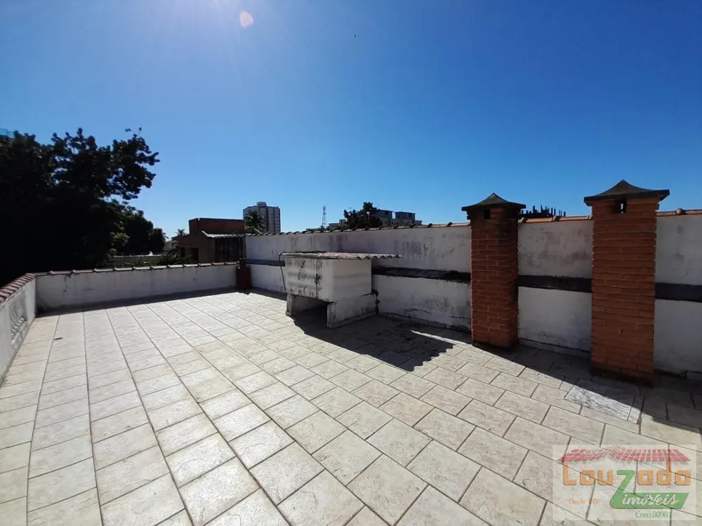 Casa, 3 quartos, 227 m² - Foto 4