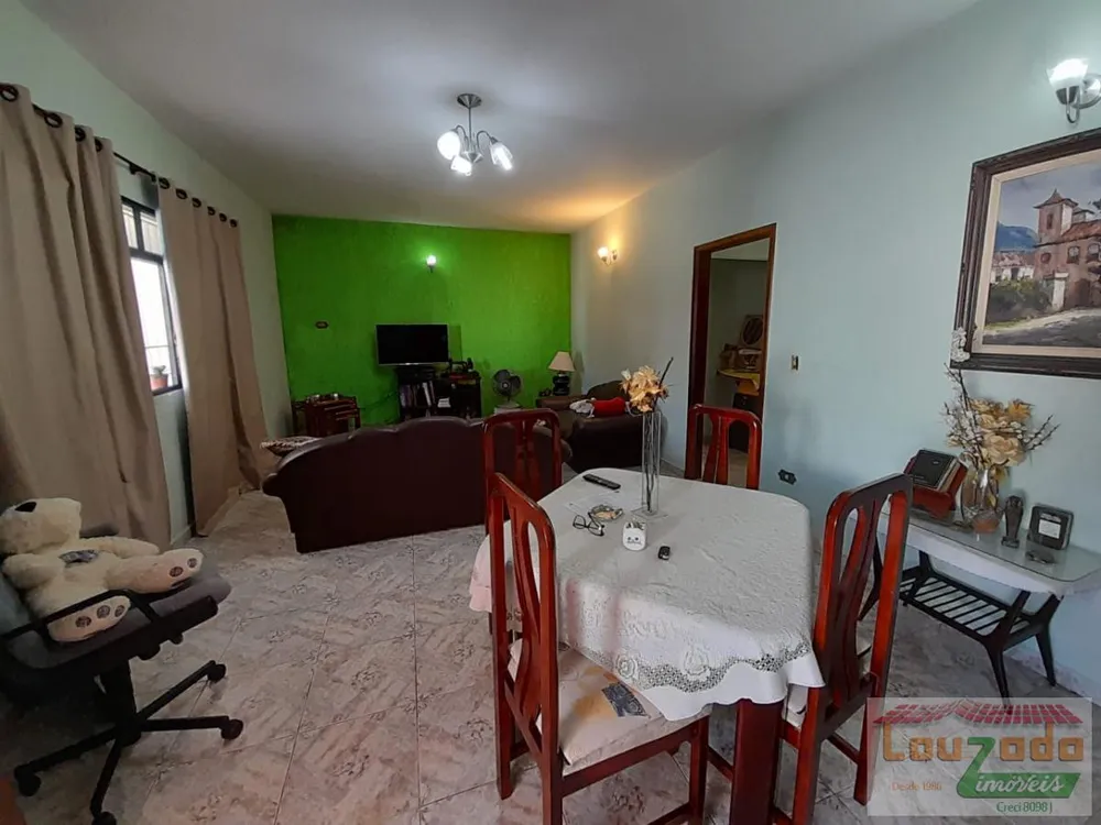 Casa, 3 quartos, 227 m² - Foto 3