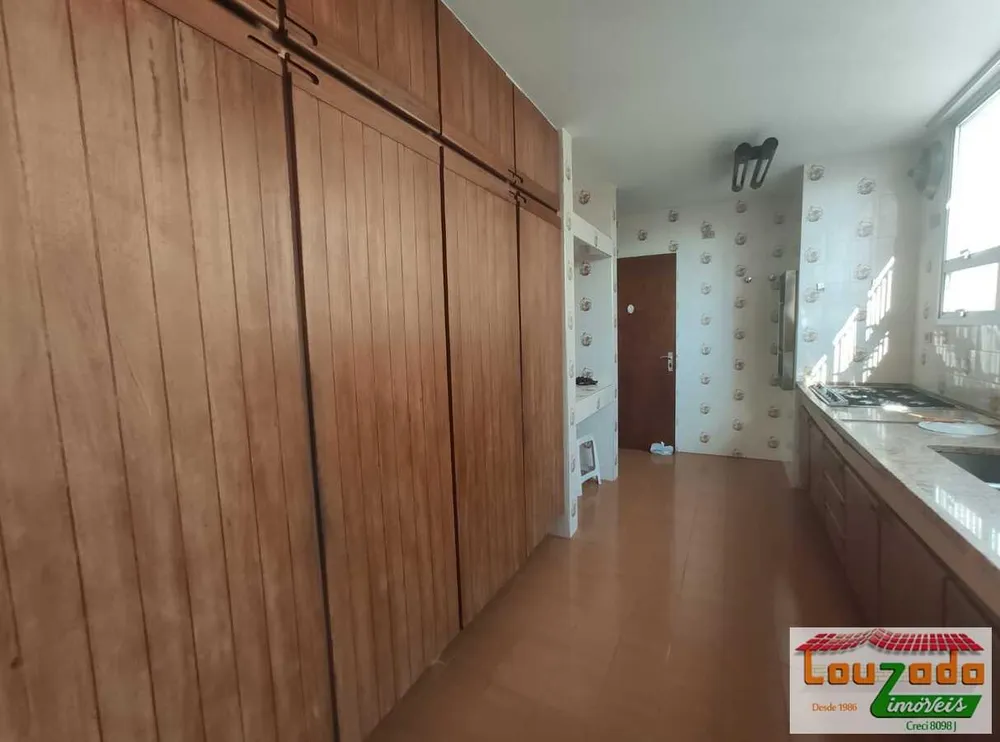 Sobrado, 3 quartos, 424 m² - Foto 3