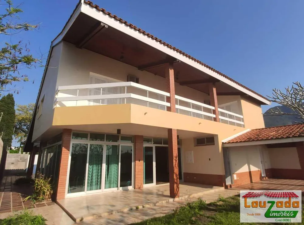 Sobrado, 3 quartos, 424 m² - Foto 1