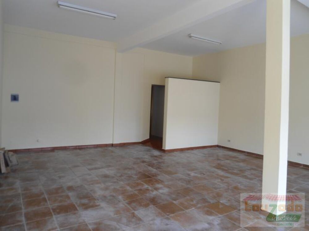 Prédio Inteiro para alugar, 80m² - Foto 3