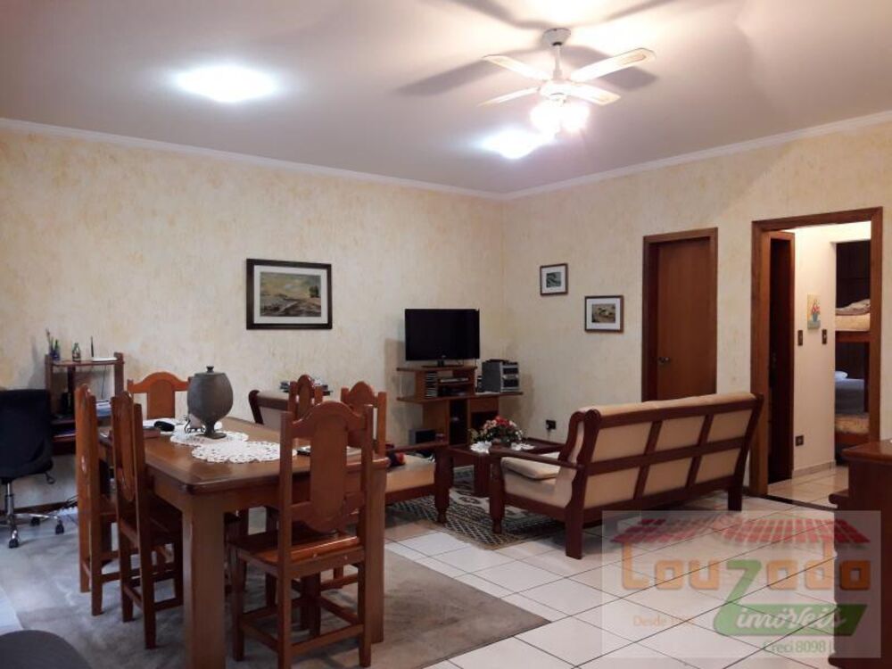 Casa, 2 quartos, 140 m² - Foto 1