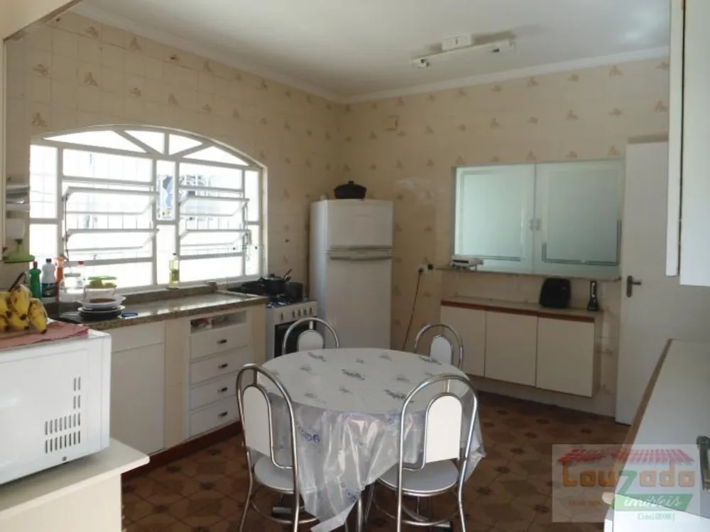 Casa, 3 quartos, 180 m² - Foto 2