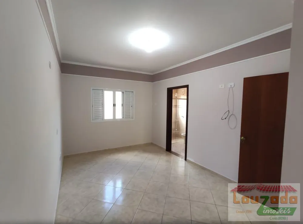 Casa, 3 quartos, 250 m² - Foto 3