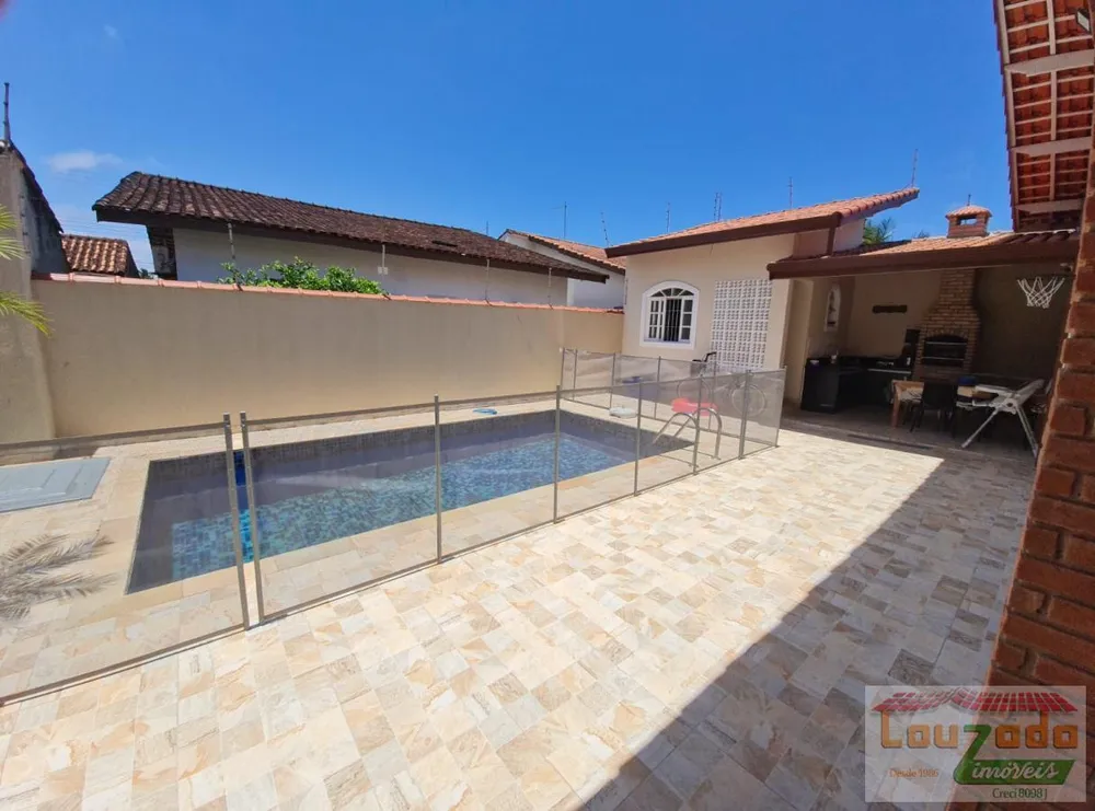 Casa, 3 quartos, 137 m² - Foto 1