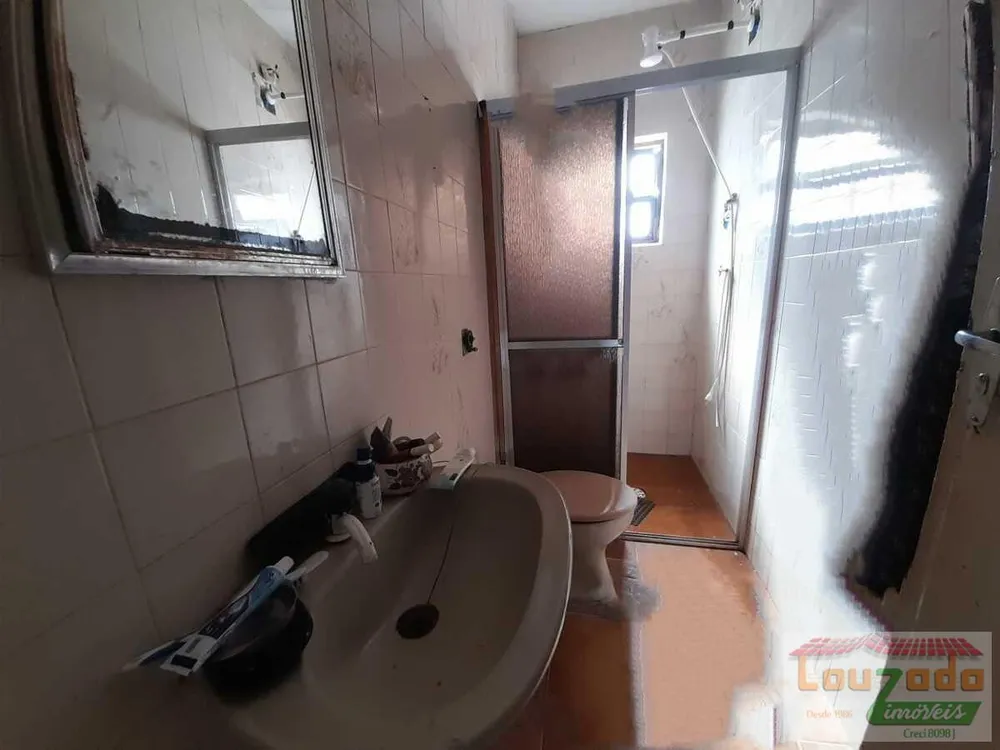 Casa, 3 quartos, 168 m² - Foto 2