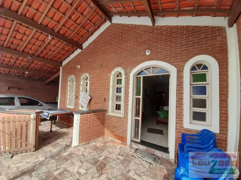 Casa, 3 quartos, 168 m² - Foto 2