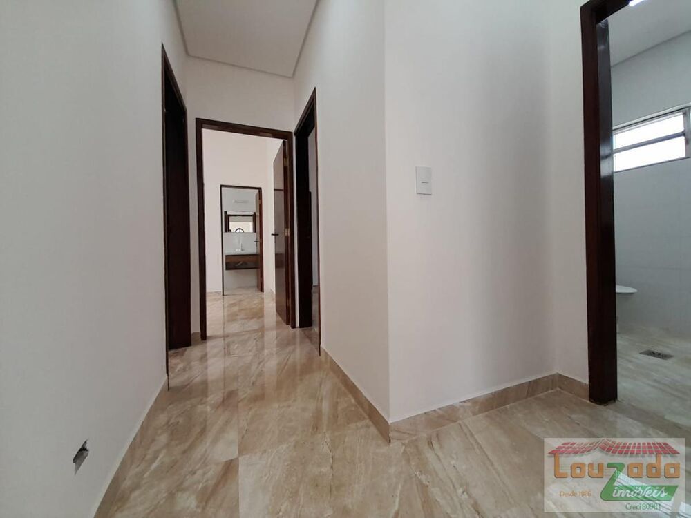 Casa para alugar com 3 quartos, 180m² - Foto 3