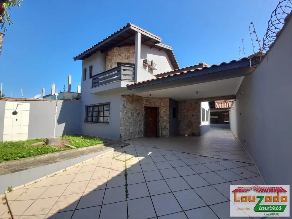 Sobrado, 3 quartos, 191 m² - Foto 2