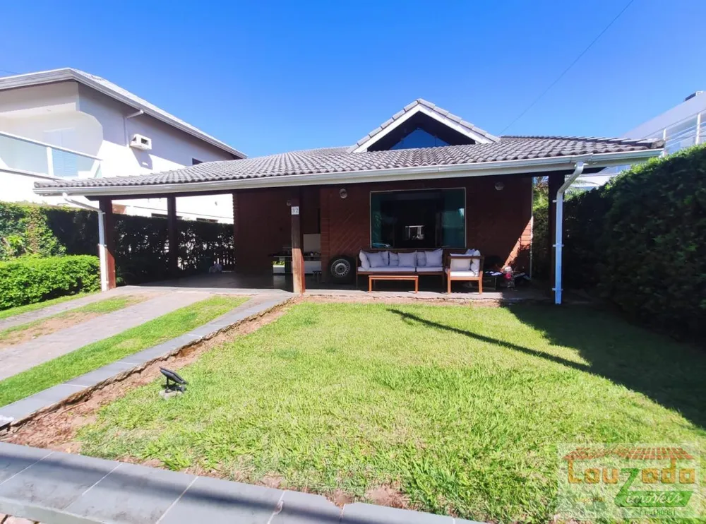Sobrado, 3 quartos, 224 m² - Foto 1