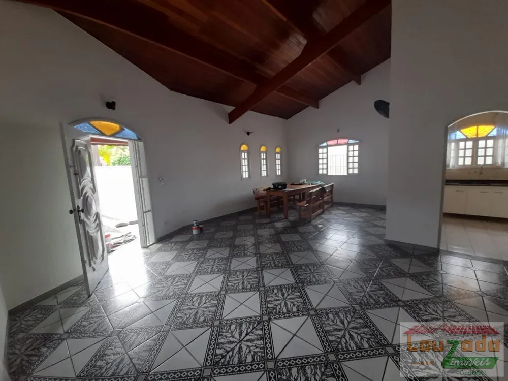 Casa, 3 quartos, 180 m² - Foto 1