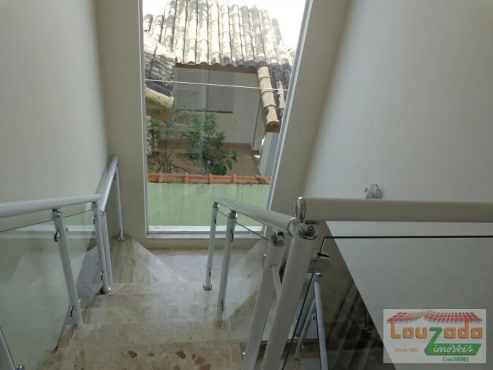 Sobrado, 3 quartos, 240 m² - Foto 2