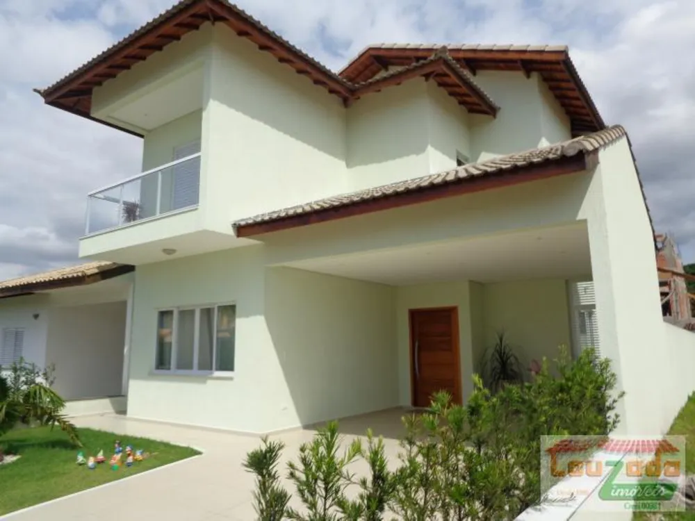 Sobrado, 3 quartos, 240 m² - Foto 1