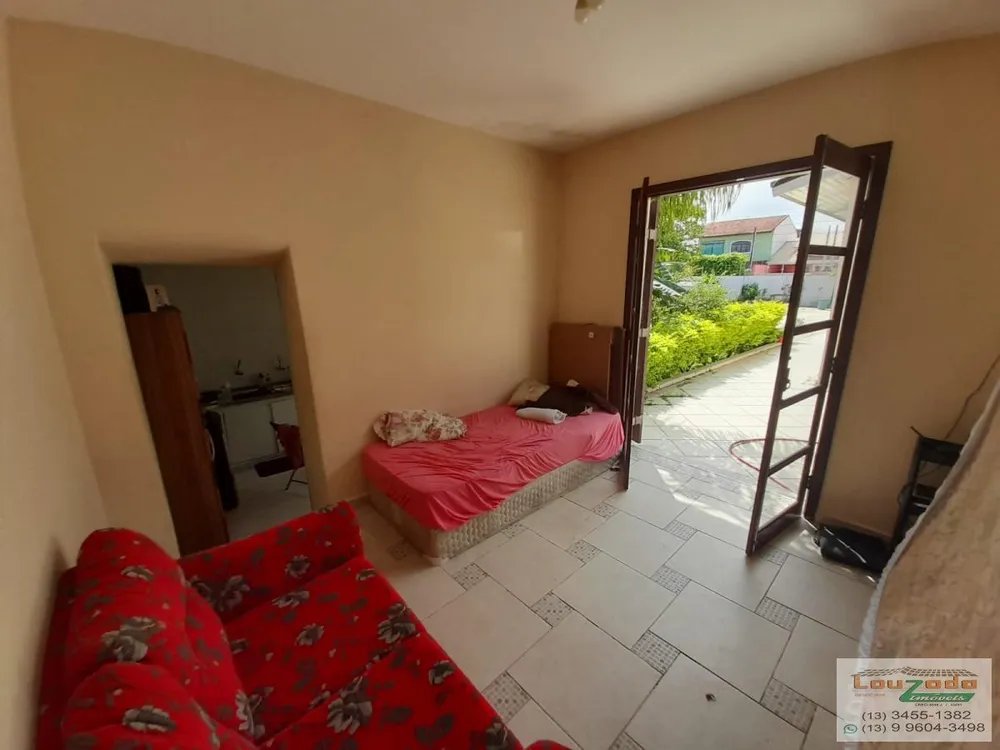 Casa, 4 quartos, 181 m² - Foto 1