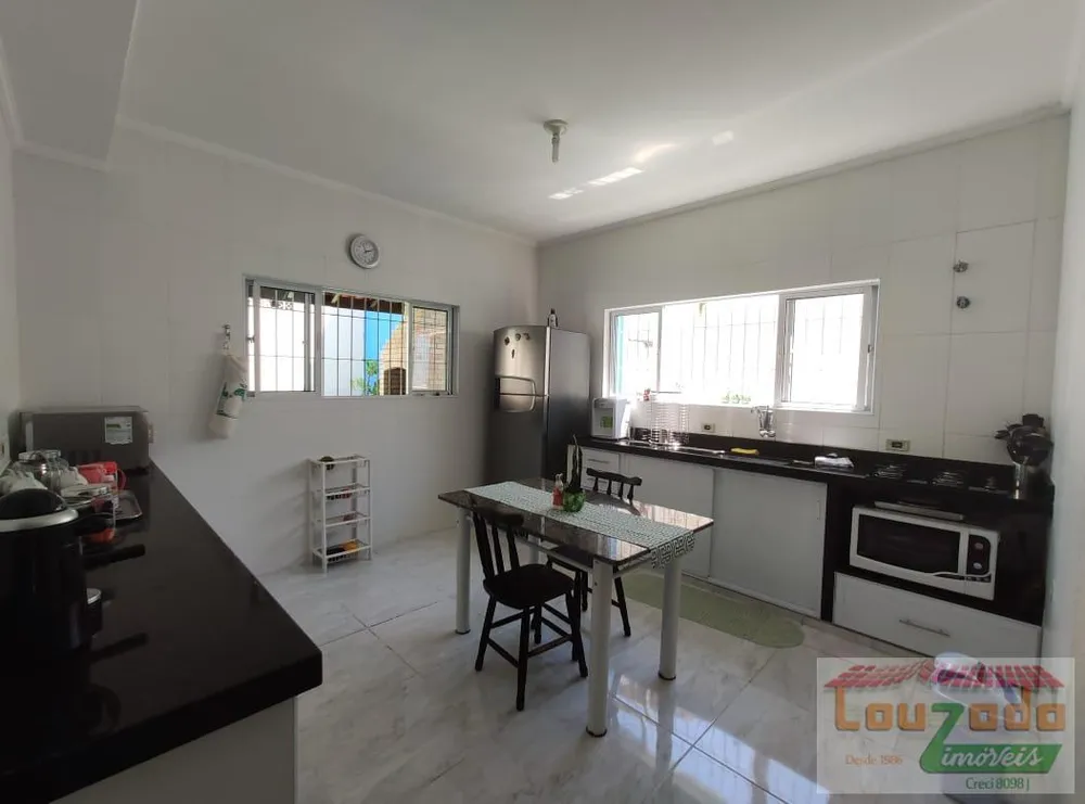 Sobrado, 3 quartos, 195 m² - Foto 3