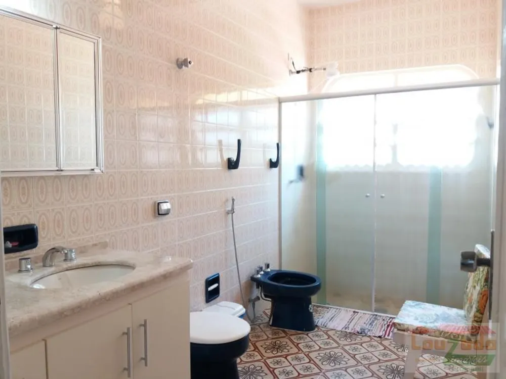 Casa, 4 quartos, 207 m² - Foto 2